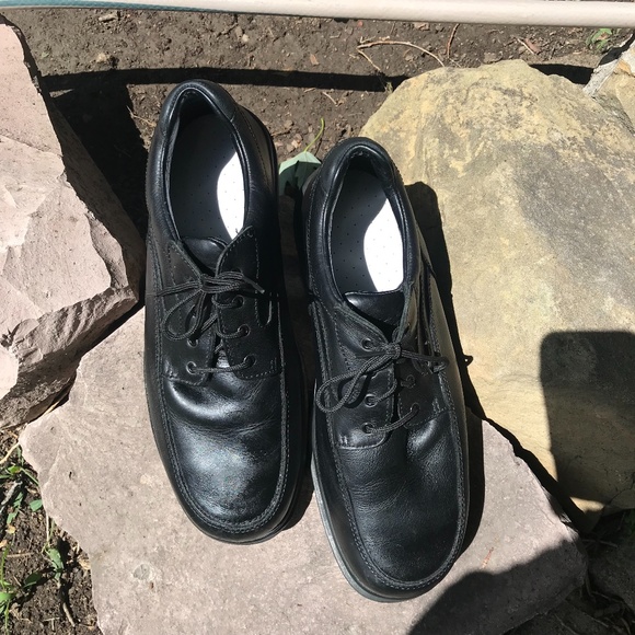 FLASH SALE! Red Wing Black Leather Work Shoes - Picture 2 of 8